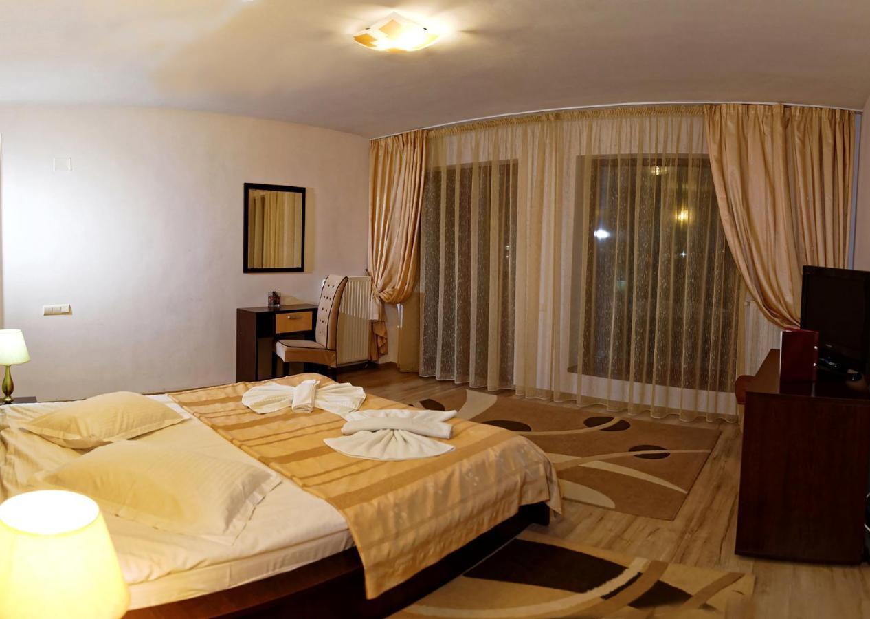 Hotel Boutique Garden Resort By Brancoveanu Moieciu de Jos Esterno foto